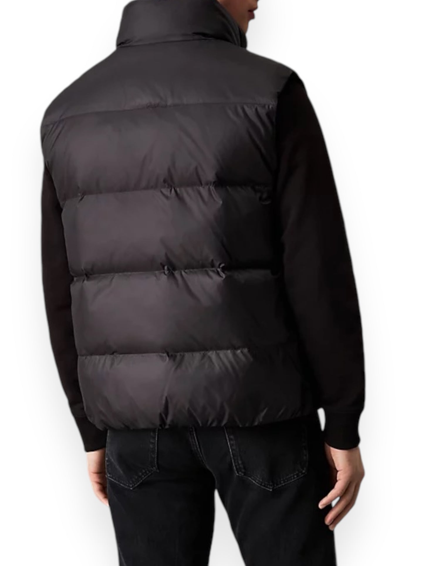 Essential down vest