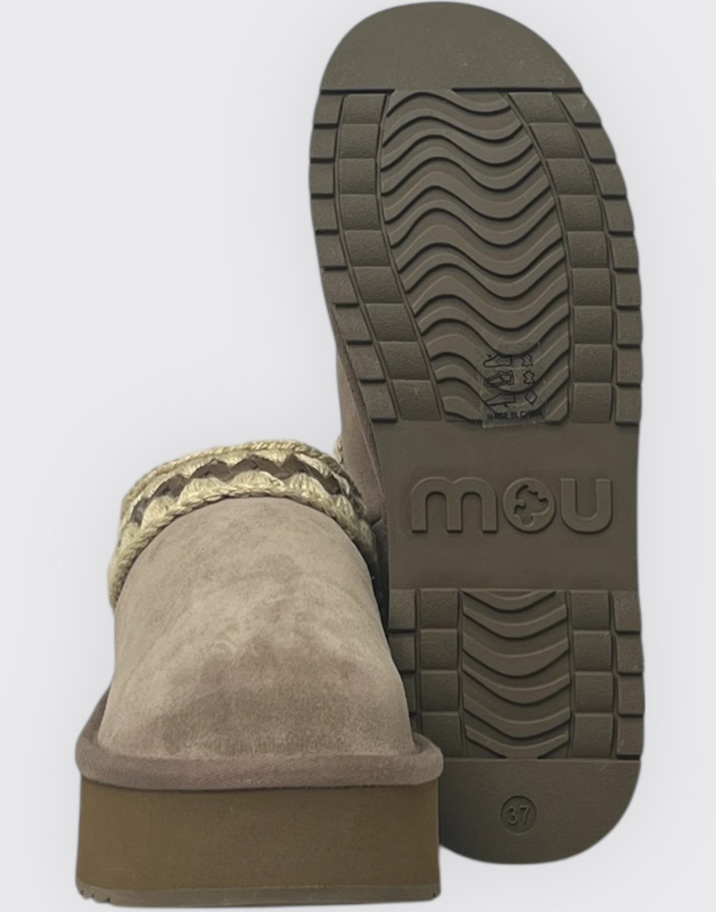 Platform clog suede