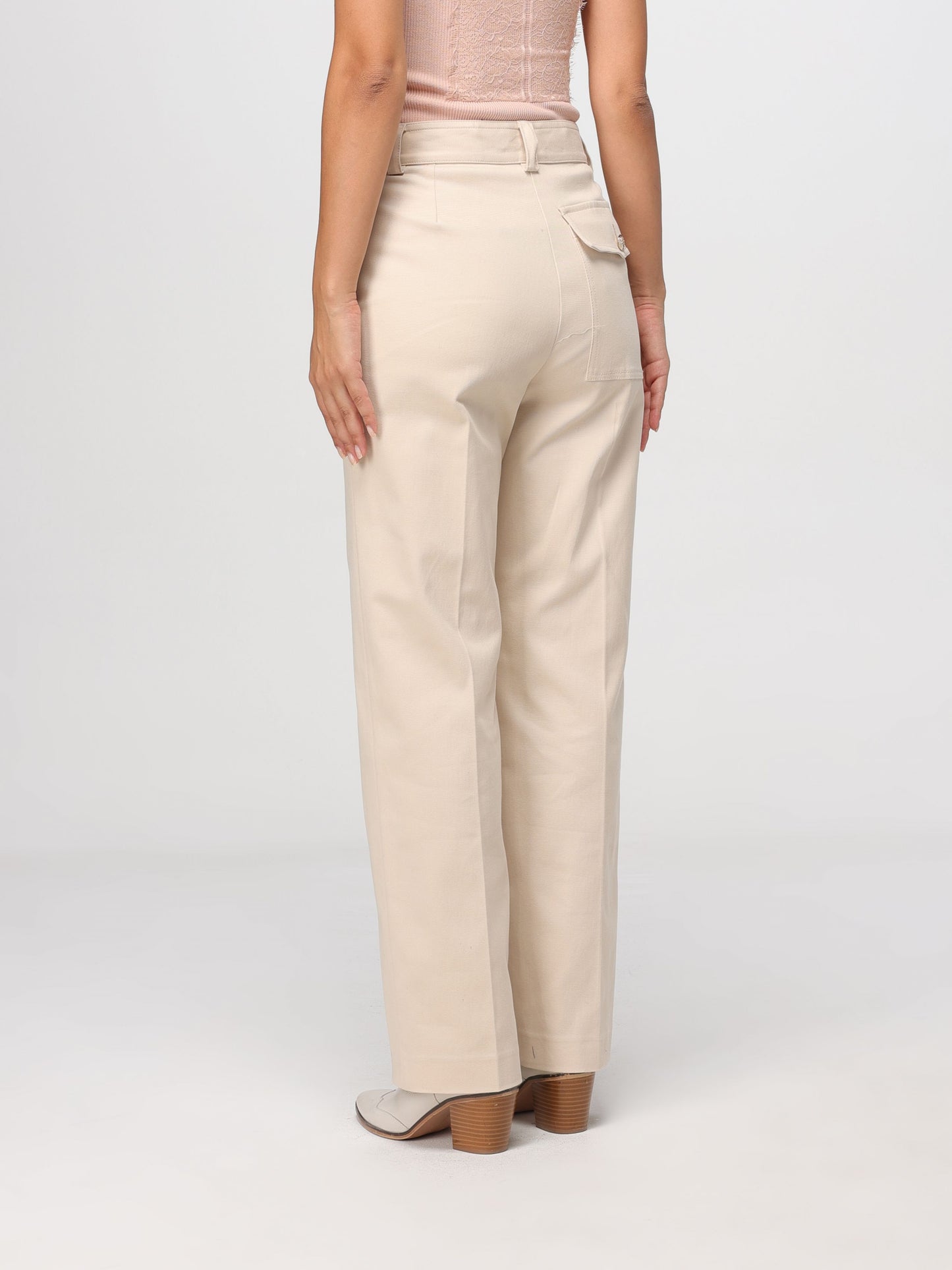 Pant. chino