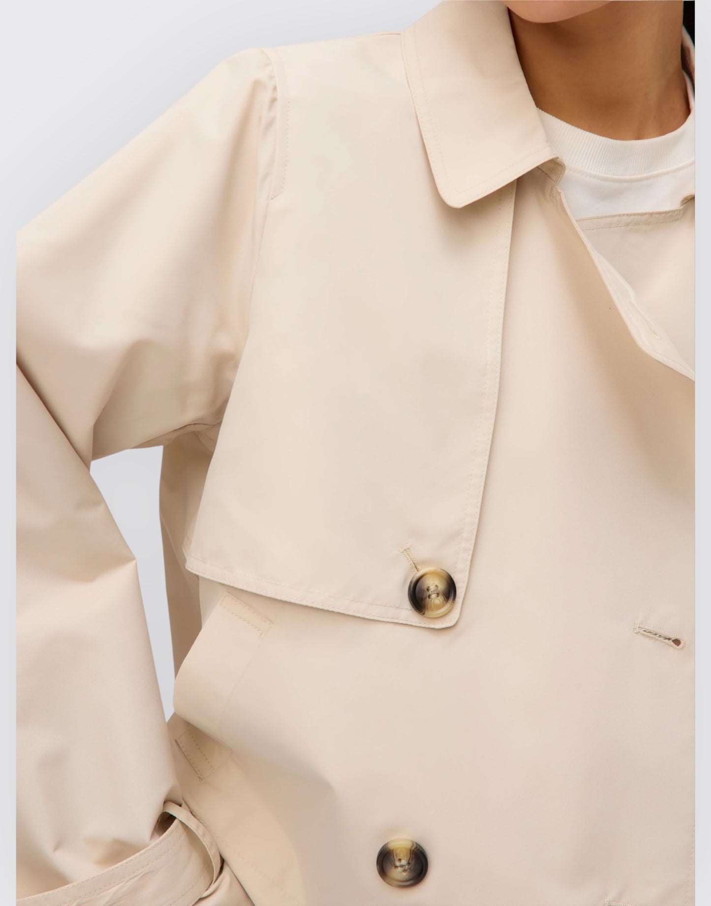 Zoamarie short trenchcoat