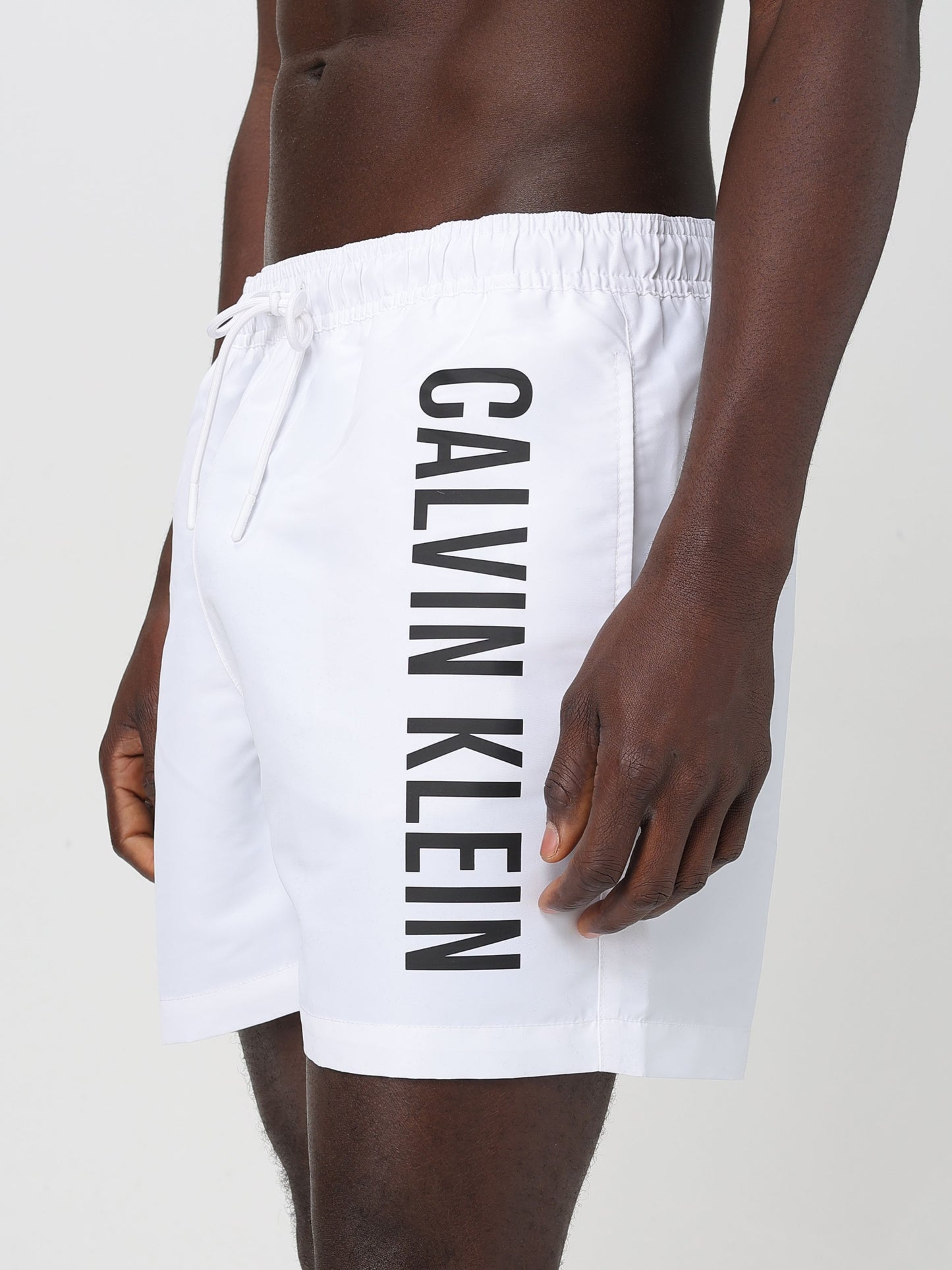 Medium drawstring