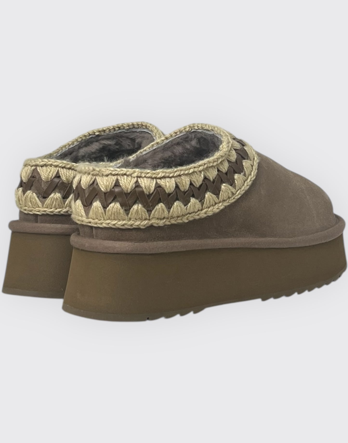 Platform clog suede
