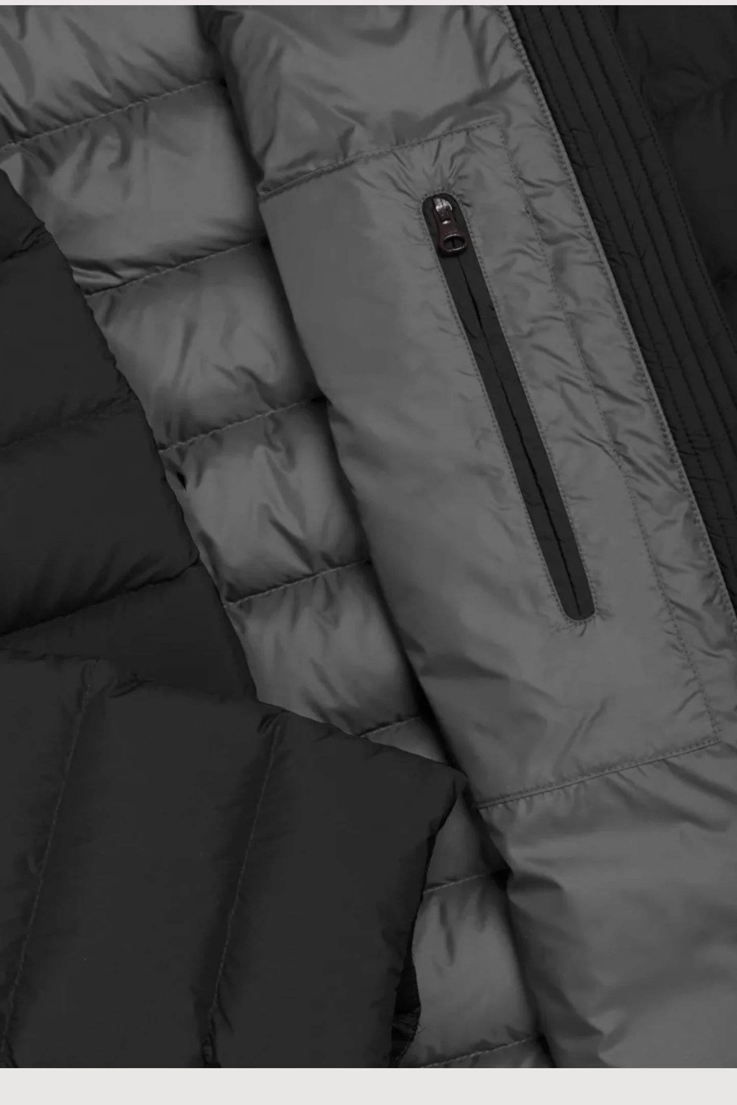 Giacca trapuntata con cappuccio staccabile