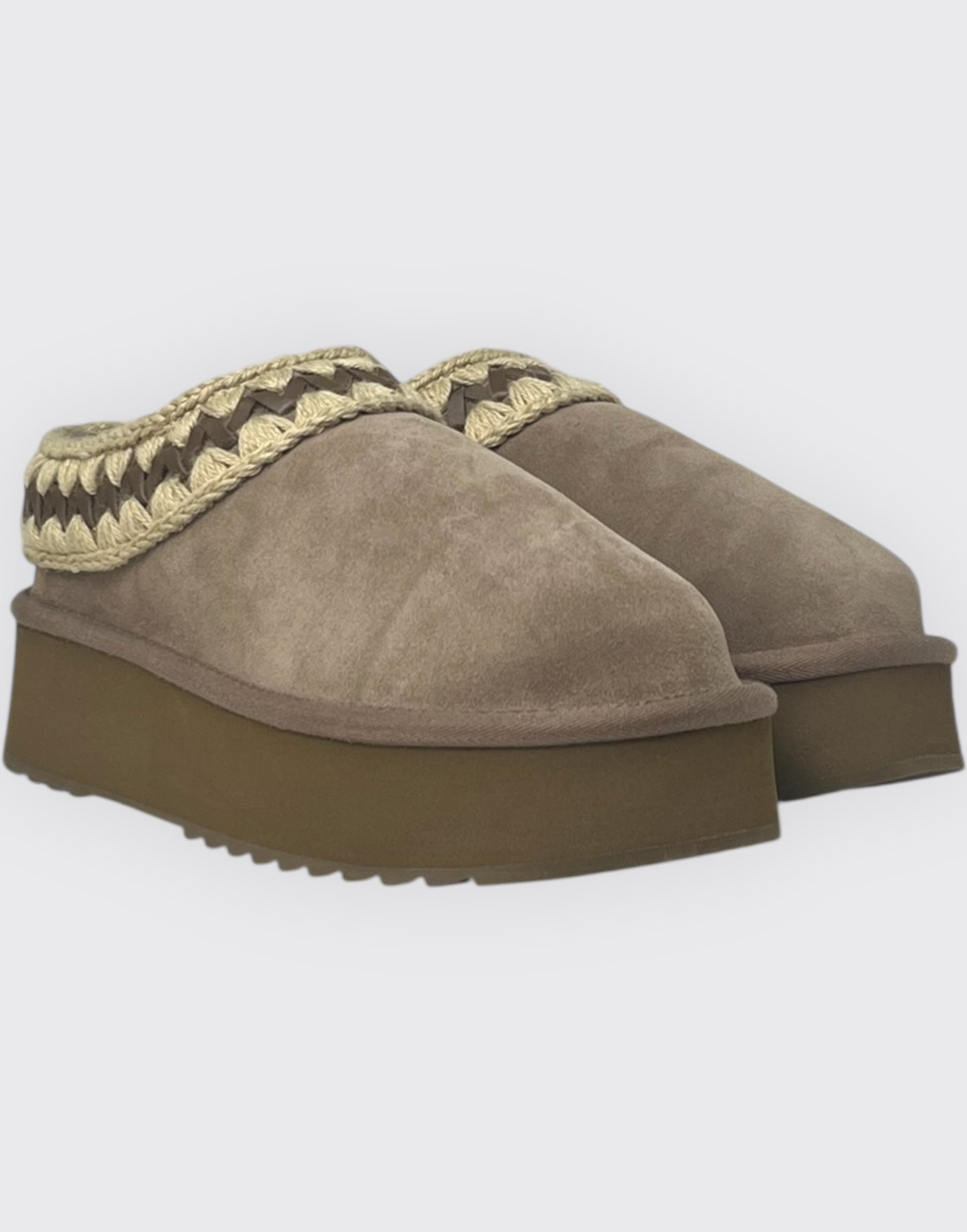 Platform clog suede