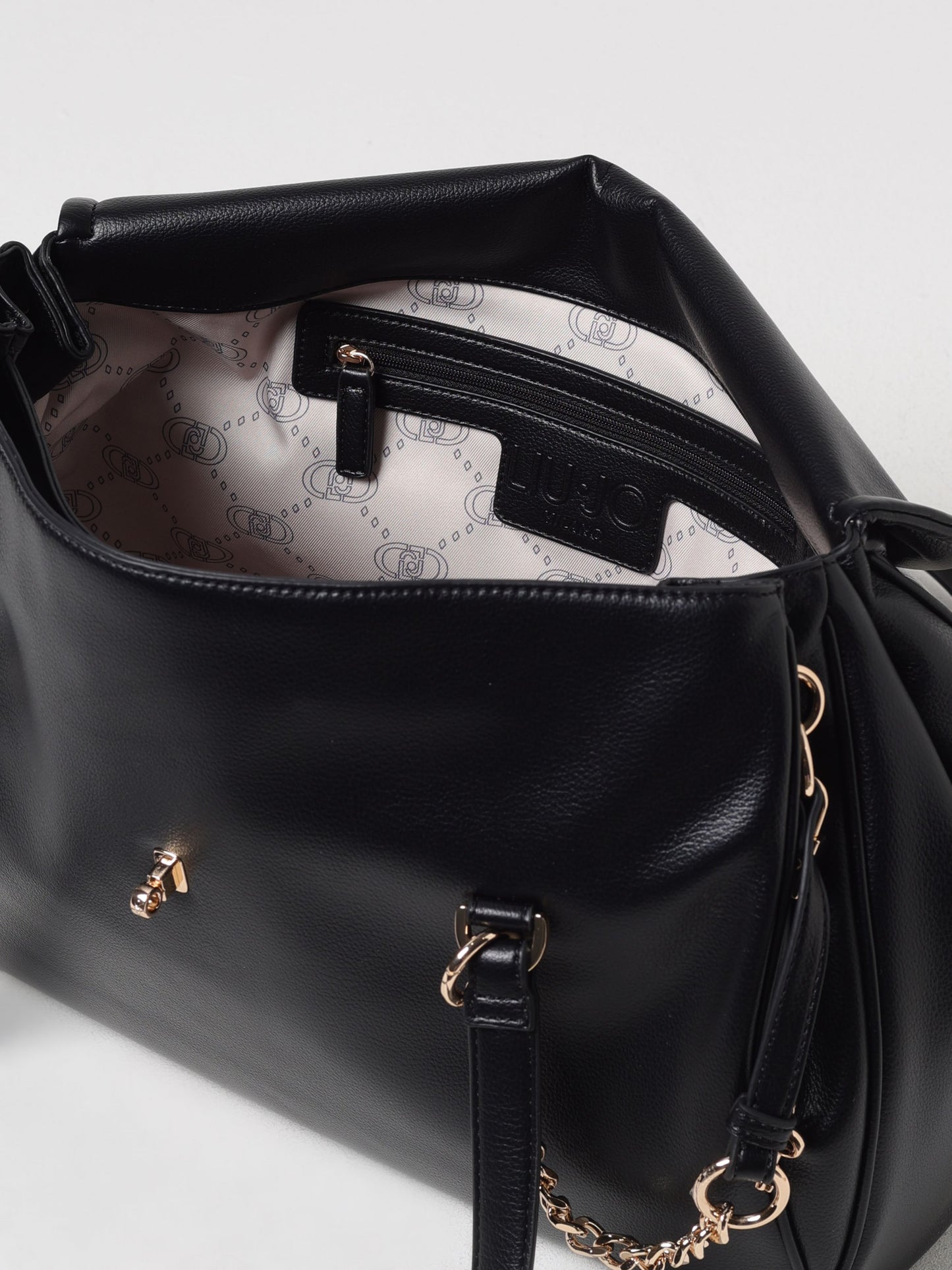 Ecs m tote