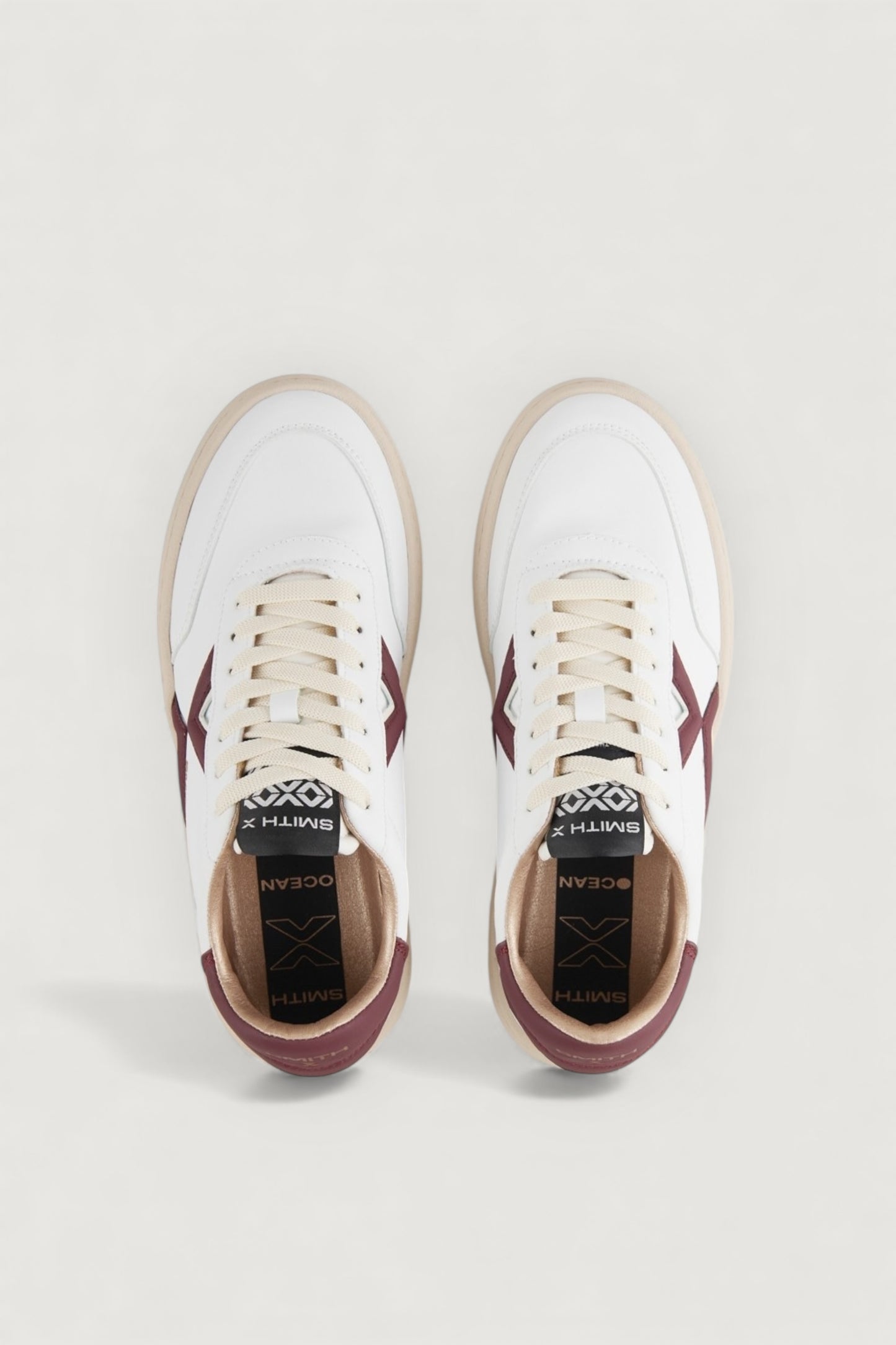 Sneakers ocean white dark red
