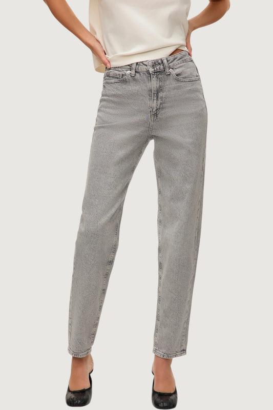 Tessa mom jeans