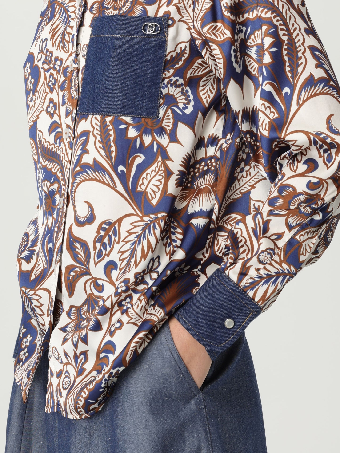 Camicia raso