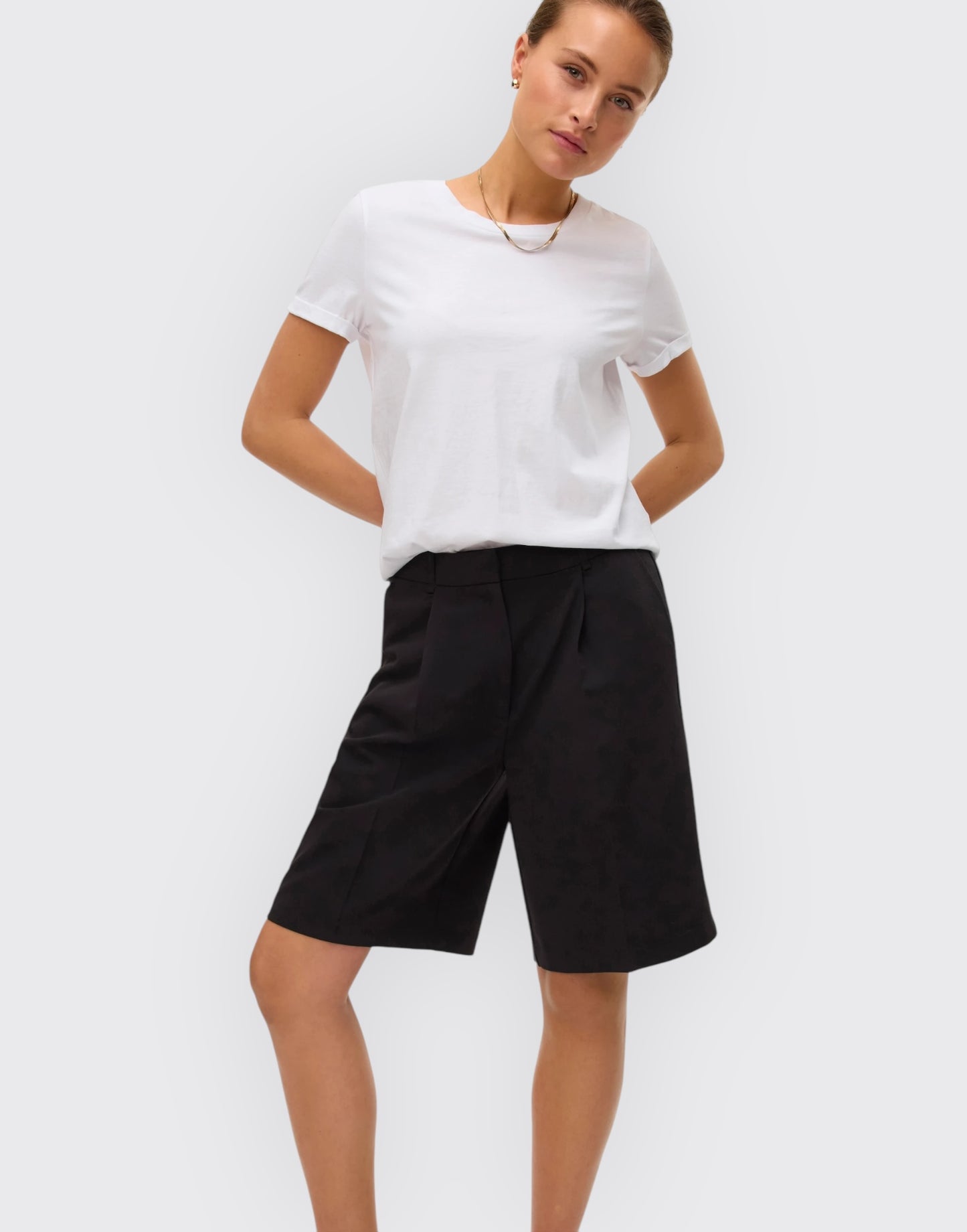 Passi knee shorts