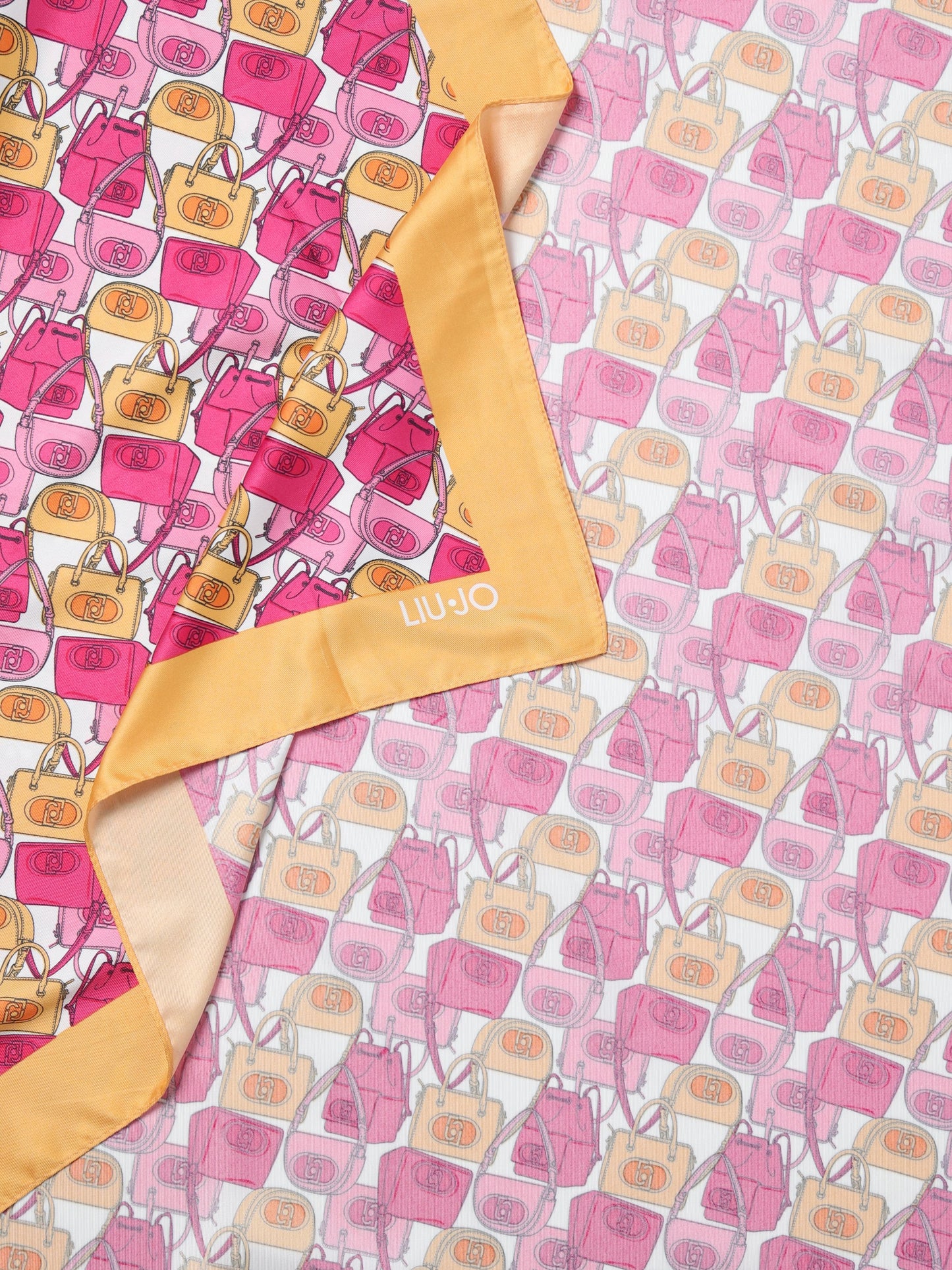 Foulard icon bag 90 x90