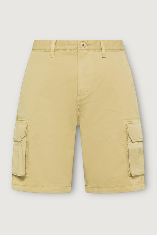 Short cargo pockeet