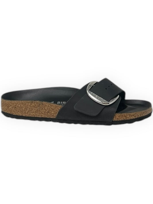 Madrid big buckle black
