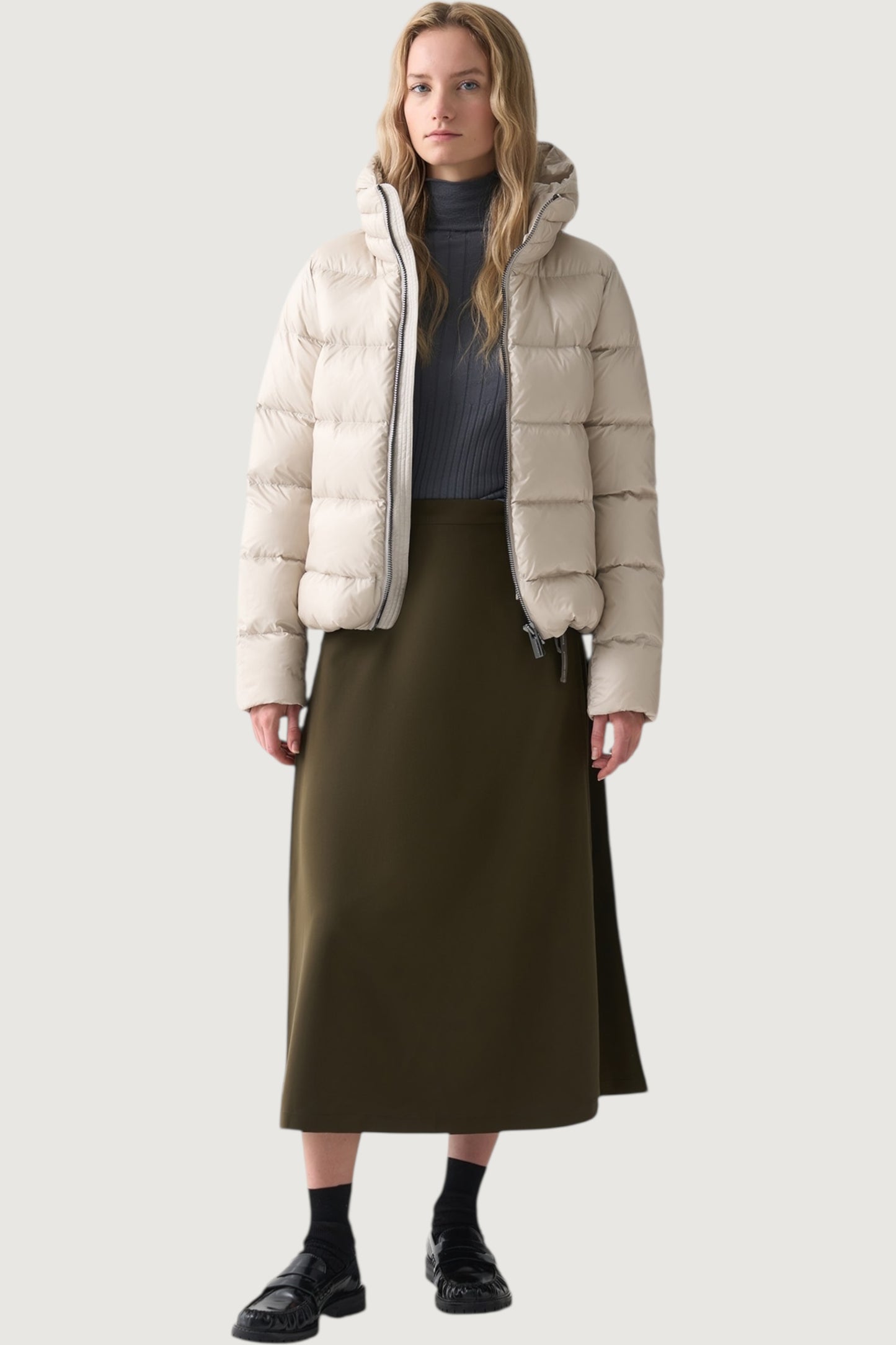 Piumino con cappuccio staccabile