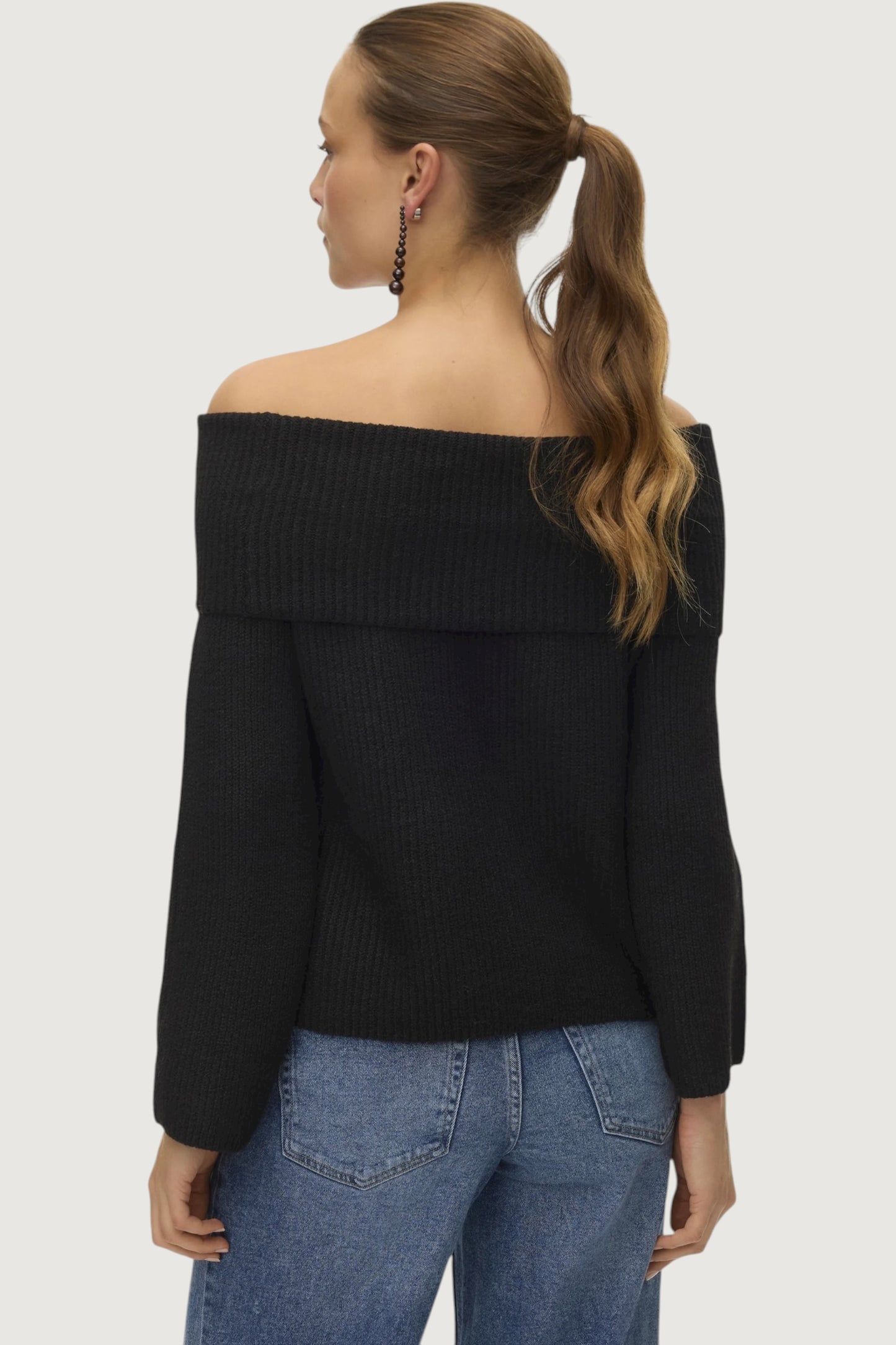 Aries offshoulder pull