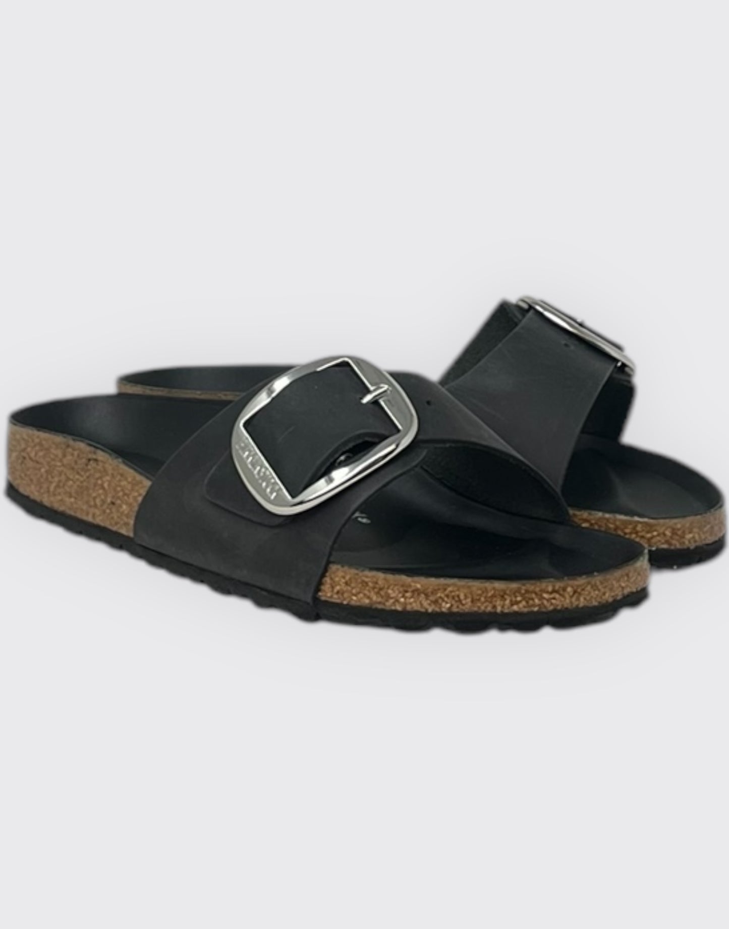 Madrid big buckle black