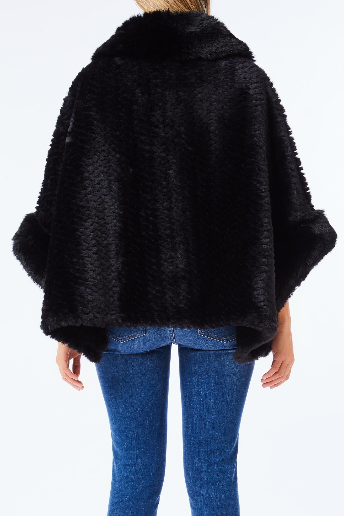 Cappa con collo f/fur