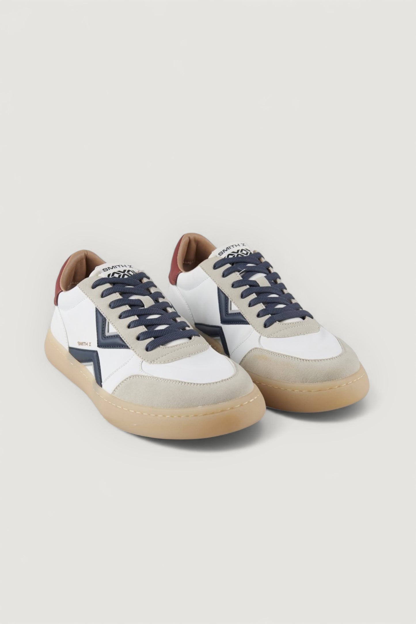 Sneakers ocean white red