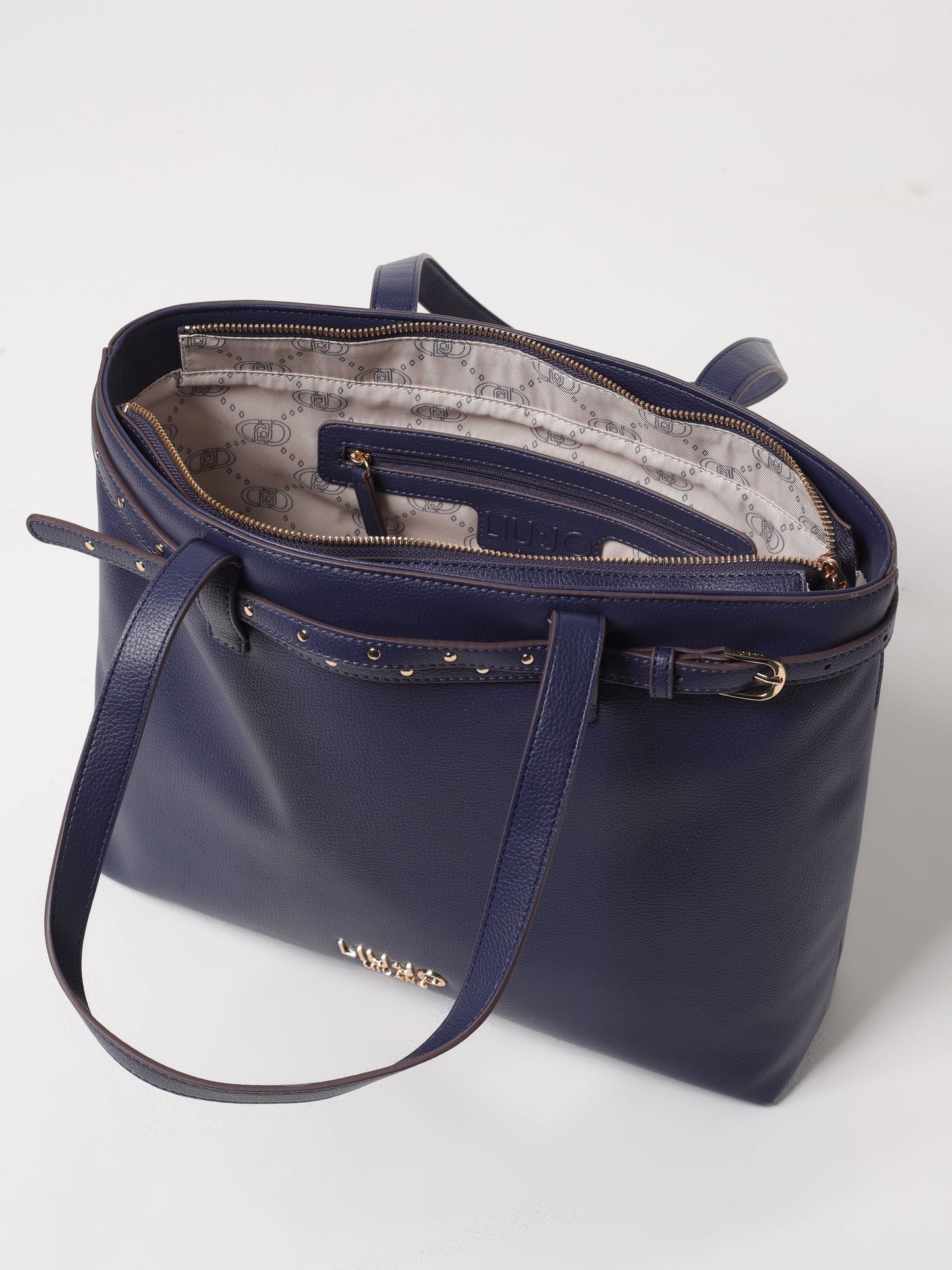 Ecs m tote